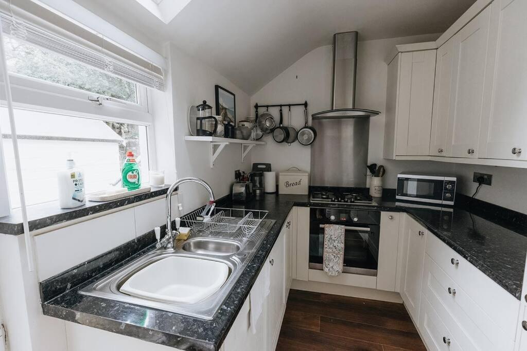 Oakerthorpe Cottage - Countryside Cottage Near The Peaks District National Park Wirksworth エクステリア 写真